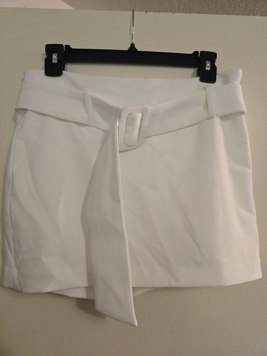 English Factory Pants - English Factory White Belted Skort